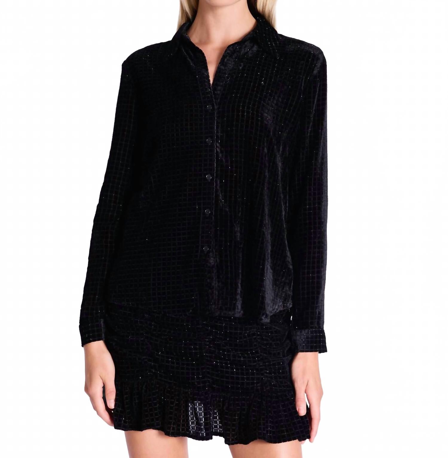 Длинная рубашка с принтом в технике "квадратный бернаут" черная Berenice
Длинная рубашка с принтом в технике "квадратный бернаут" черная Berenice