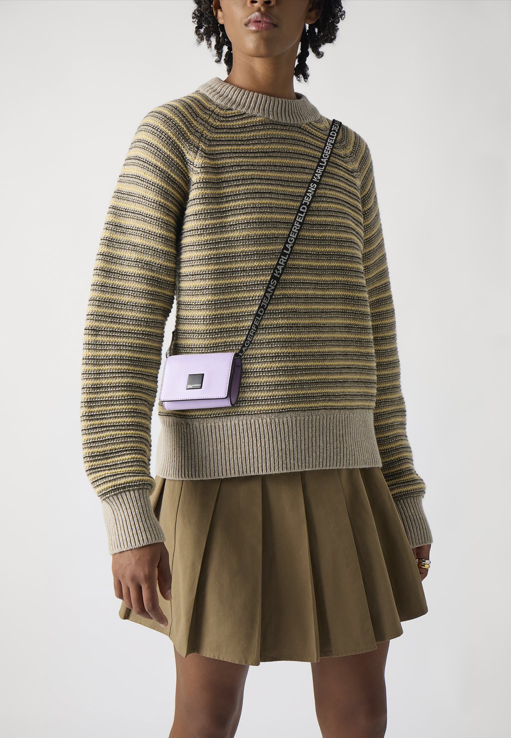 Сумка через плечо BOX LOGO WALLET - Across body bag Karl Lagerfeld Jeans, розовый
Сумка через плечо BOX LOGO WALLET - Across body bag Karl Lagerfeld Jeans, розовый