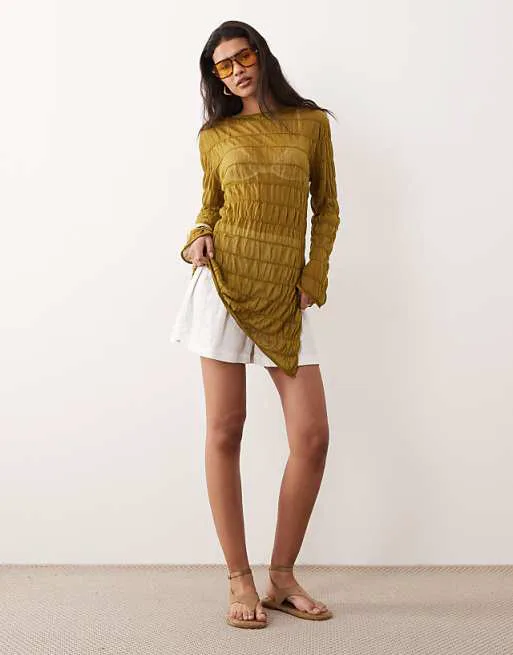 Оливковый прозрачный вязаный топ асимметричного кроя с присборками Miss Selfridge
Оливковый прозрачный вязаный топ асимметричного кроя с присборками Miss Selfridge