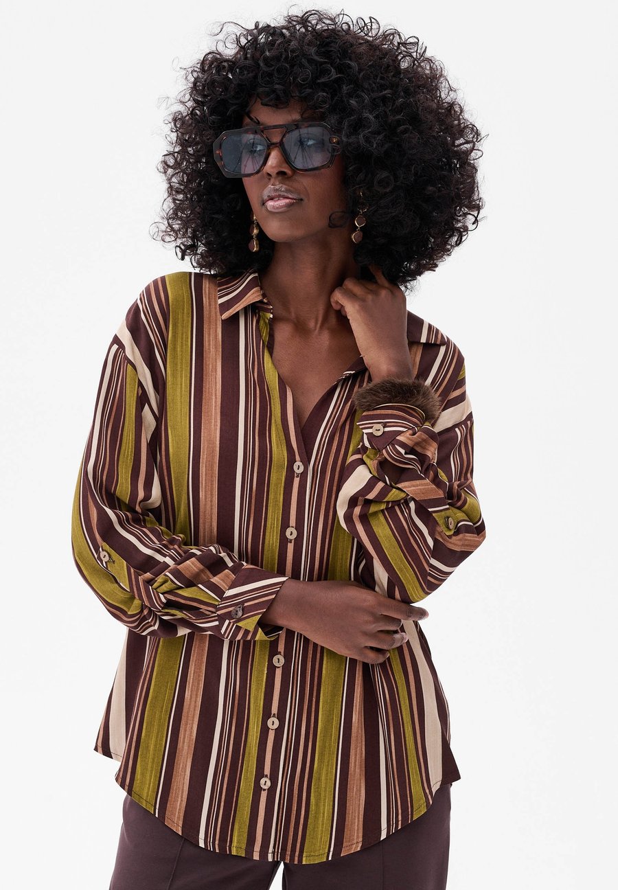 Блуза blue shadow Button-down blouse, Green
Блуза blue shadow Button-down blouse, Green