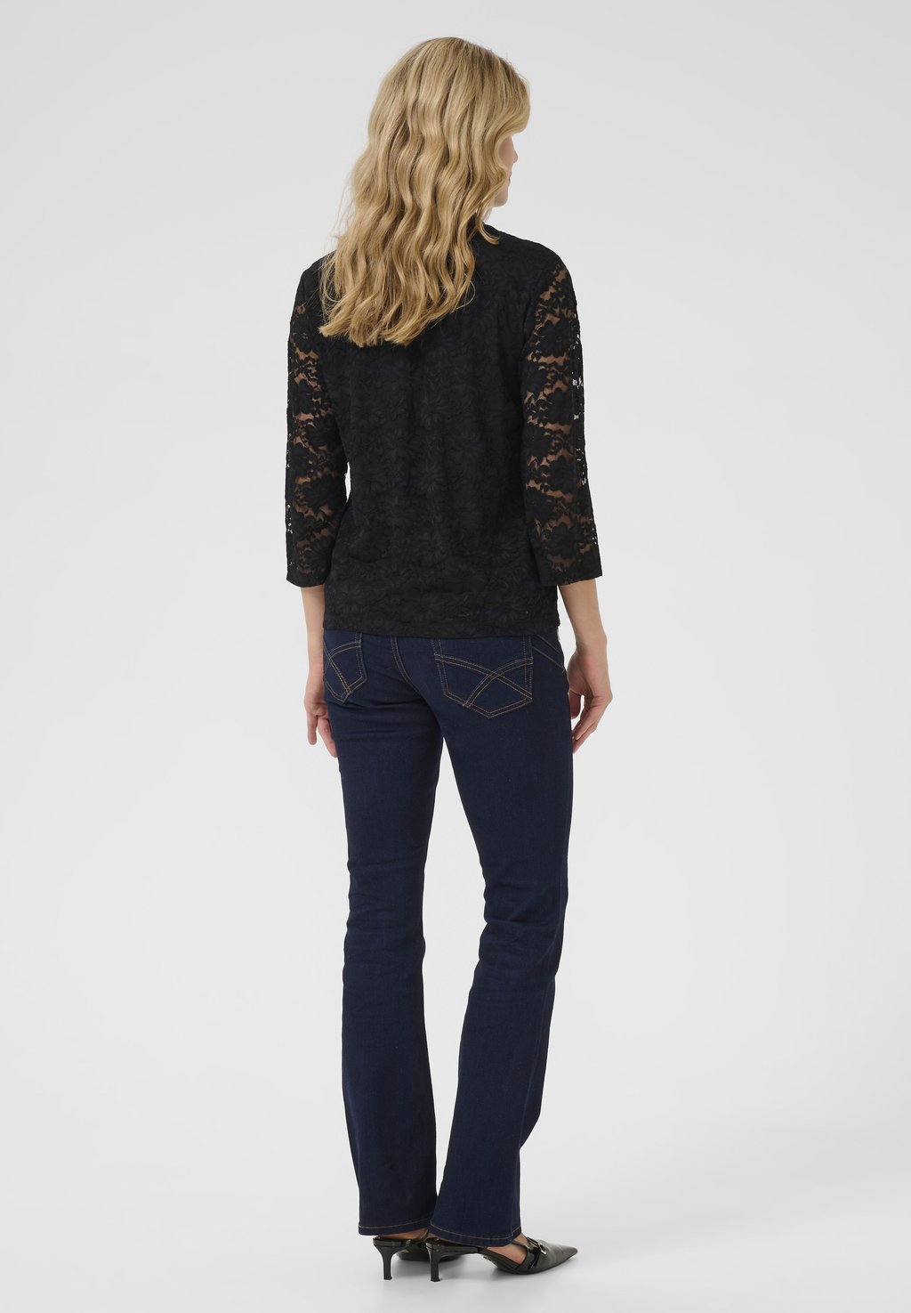 Блуза LASI Cream, черный
Блуза LASI Cream, черный