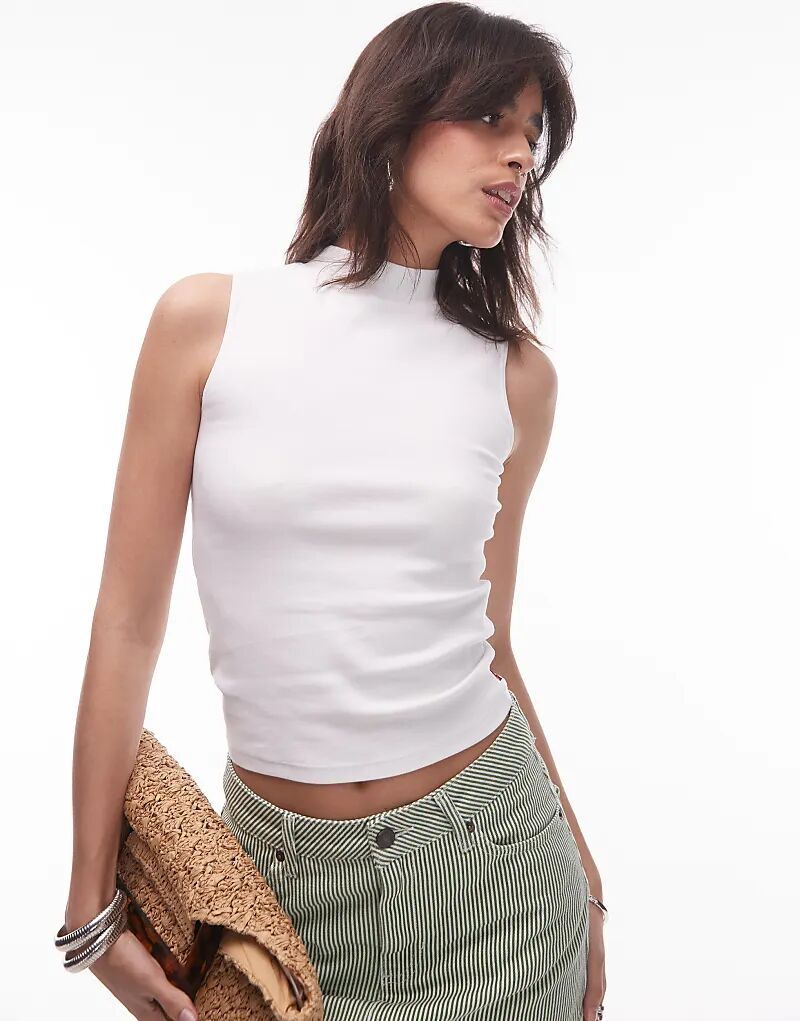 Легкая майка Levi's с высоким воротом белого цвета
Легкая майка Levi's с высоким воротом белого цвета