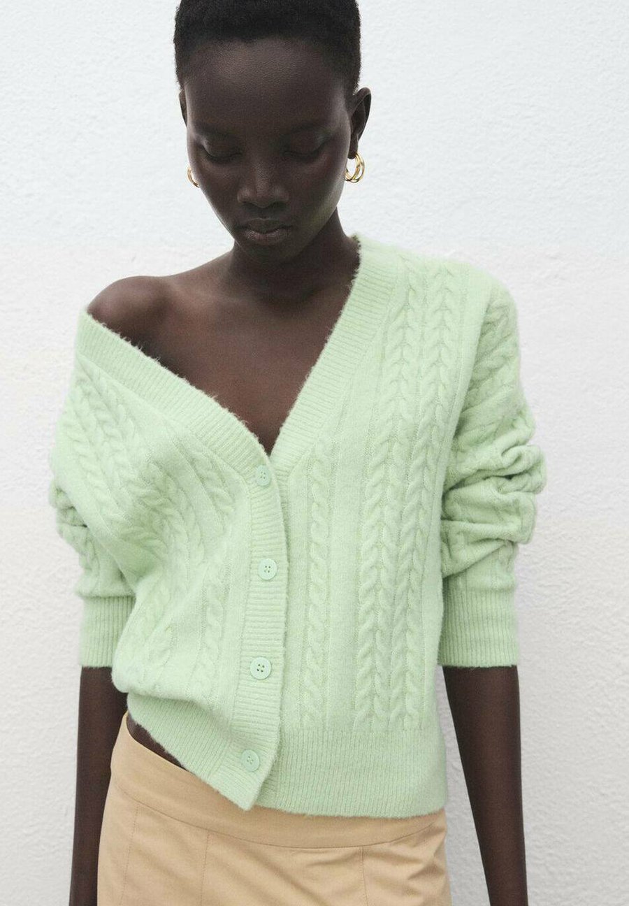 Кардиган Mango Cardigan, Wassergrün/Light Green
Кардиган Mango Cardigan, Wassergrün/Light Green