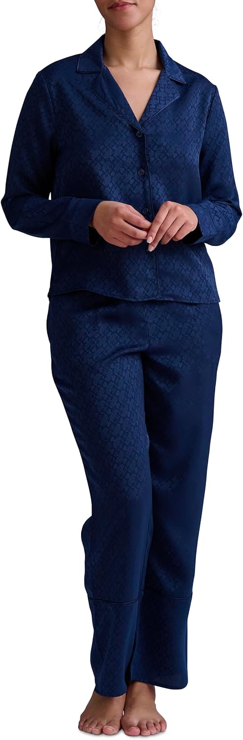 Женский пижамный комплект Tommy Hilfiger Notch Top & Long Pant из двух предметов, Sky Captain
Женский пижамный комплект Tommy Hilfiger Notch Top & Long Pant из двух предметов, Sky Captain