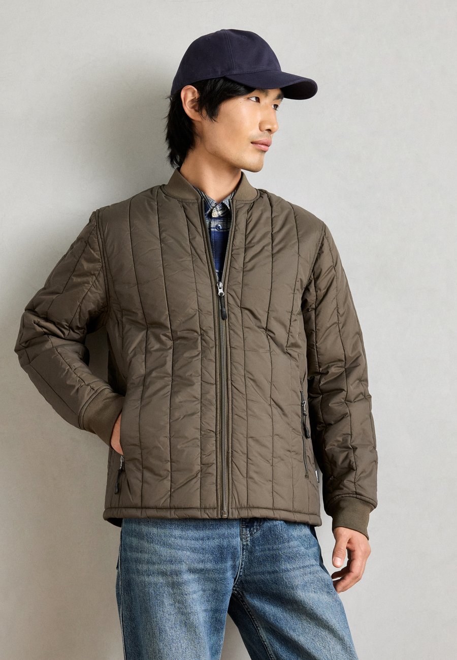 Куртка Lindbergh Light jacket, Brown/Dark Brown
Куртка Lindbergh Light jacket, Brown/Dark Brown