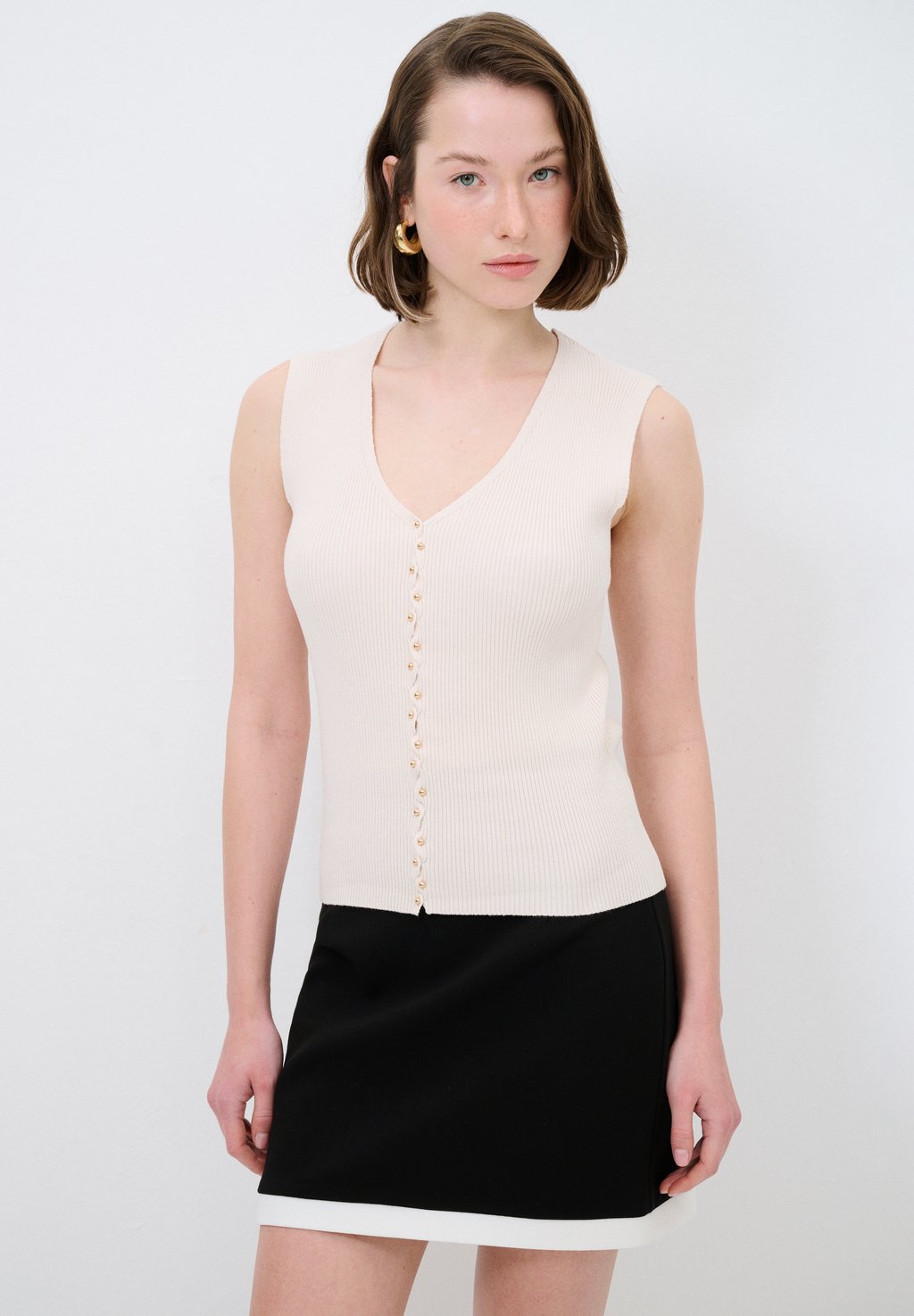 Топ PEARL DETAILED adL, белый
Топ PEARL DETAILED adL, белый