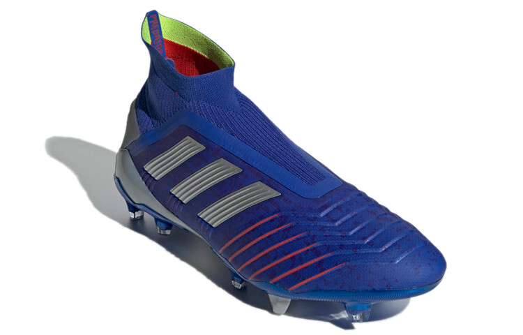 Футбольные бутсы мужские среднего размера синие Adidas
Футбольные бутсы мужские среднего размера синие Adidas