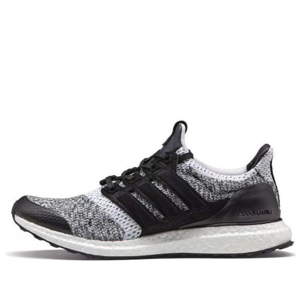 Кроссовки sneakersnstuff x социальный статус x ultraboost se Adidas, черный
Кроссовки sneakersnstuff x социальный статус x ultraboost se Adidas, черный