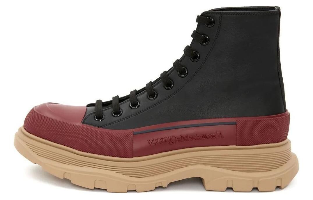 Мужские высокие ботинки Tread Slick Martin Boot, черные/красные Alexander Mcqueen
Мужские высокие ботинки Tread Slick Martin Boot, черные/красные Alexander Mcqueen