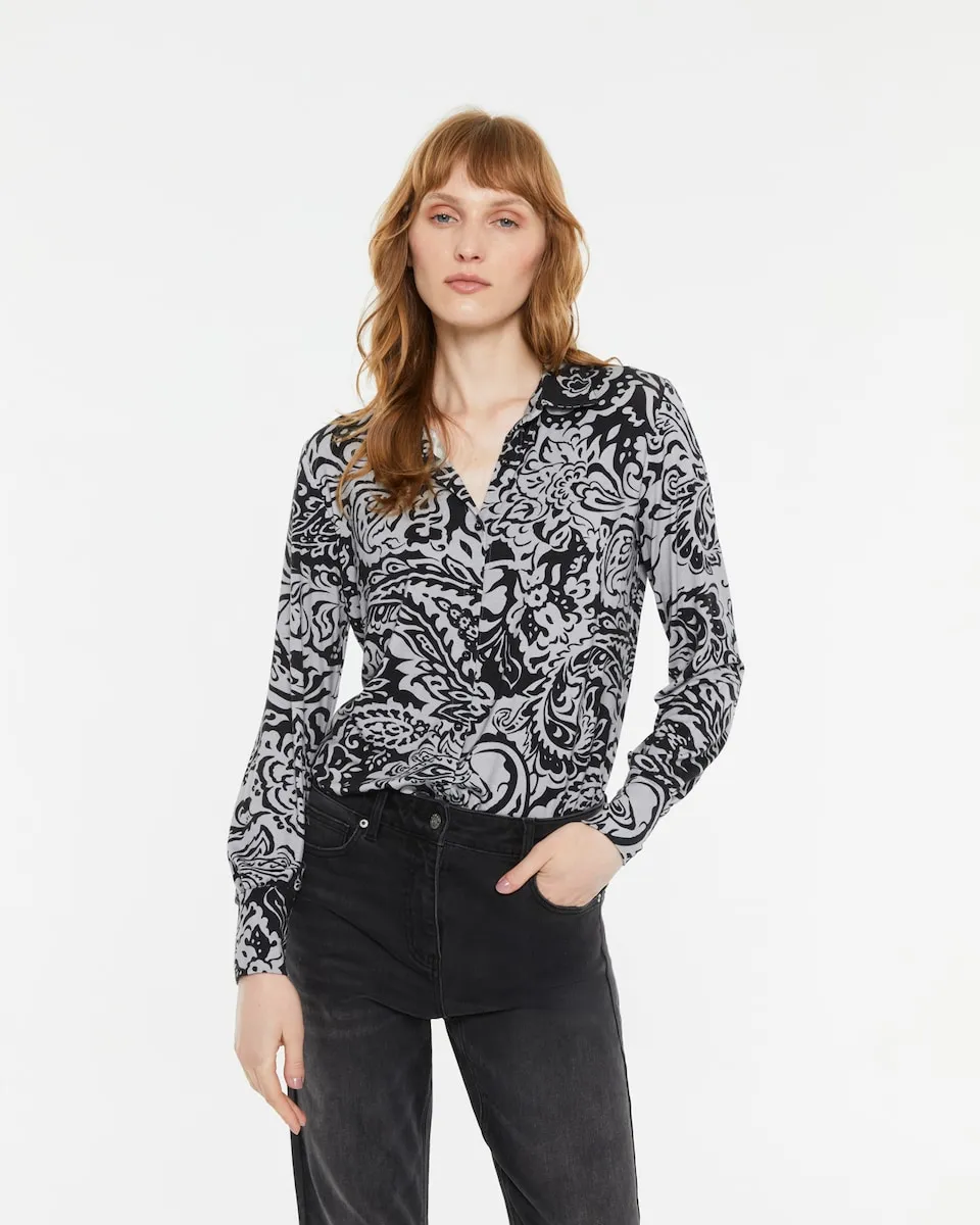 Женская футболка с рисунком из трикотажа Andam, черный/серый
Женская футболка с рисунком из трикотажа Andam, черный/серый