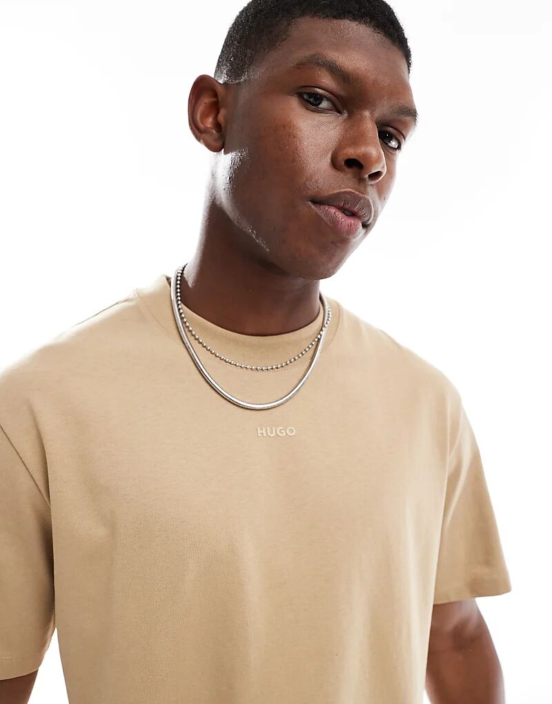 Футболка Hugo Red Dapolino бежевого цвета 
Футболка Hugo Red Dapolino бежевого цвета