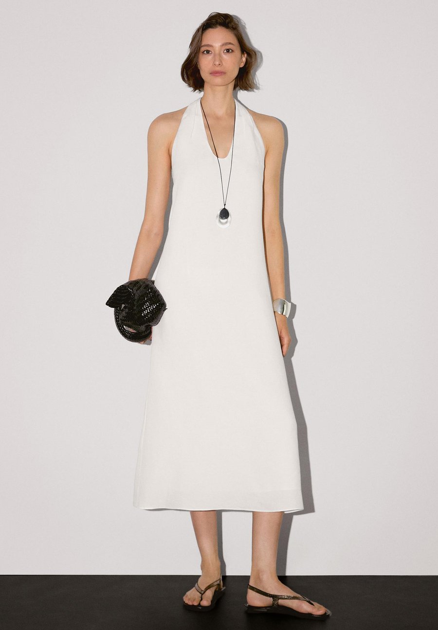 Платье Massimo Dutti LONG FLOUNCE V-NECK, White
Платье Massimo Dutti LONG FLOUNCE V-NECK, White