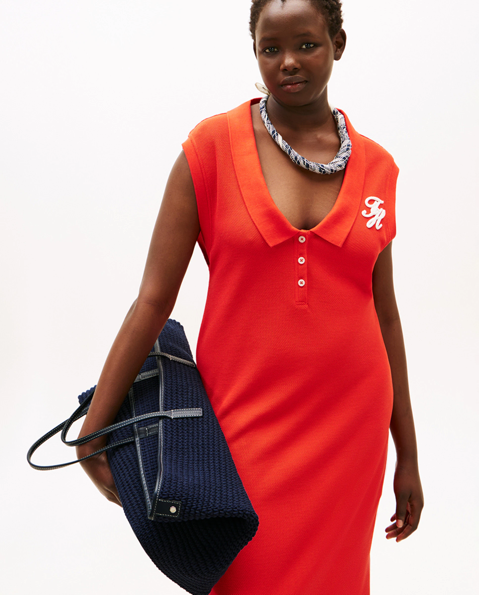 TH SS25 RUNWAY Женская сумка-тоут в стиле кружева Tommy Hilfiger, темно-синий
TH SS25 RUNWAY Женская сумка-тоут в стиле кружева Tommy Hilfiger, темно-синий