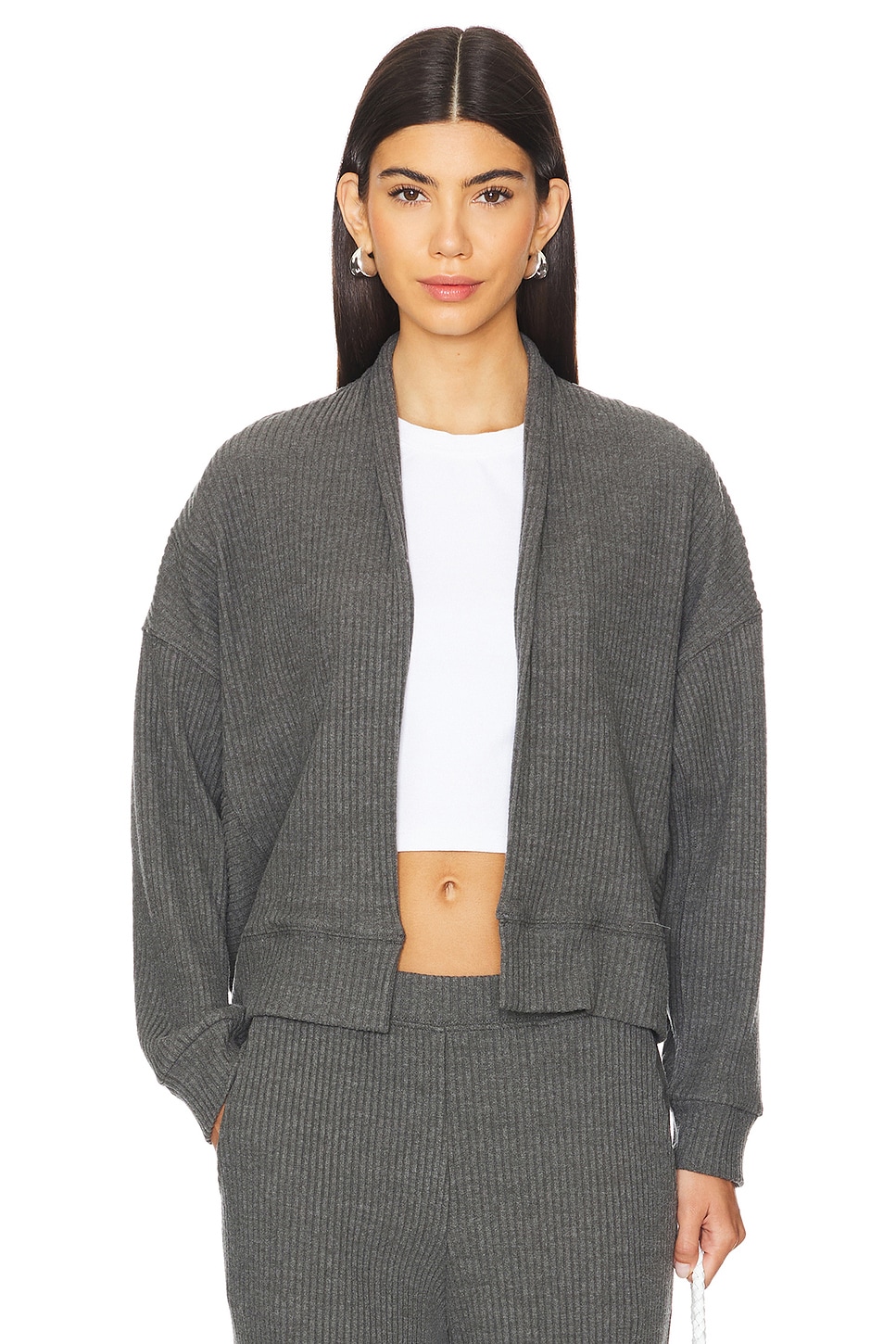 Кардиган линнетт Velvet By Graham & Spencer, черный
Кардиган линнетт Velvet By Graham & Spencer, черный