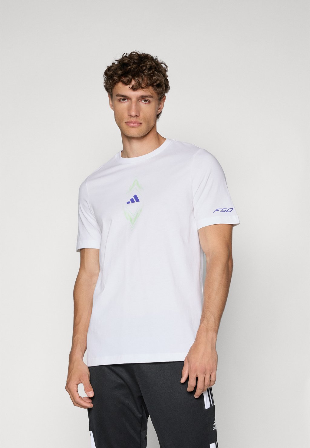 Футболка с принтом SIGN Adidas Performance, белый
Футболка с принтом SIGN Adidas Performance, белый