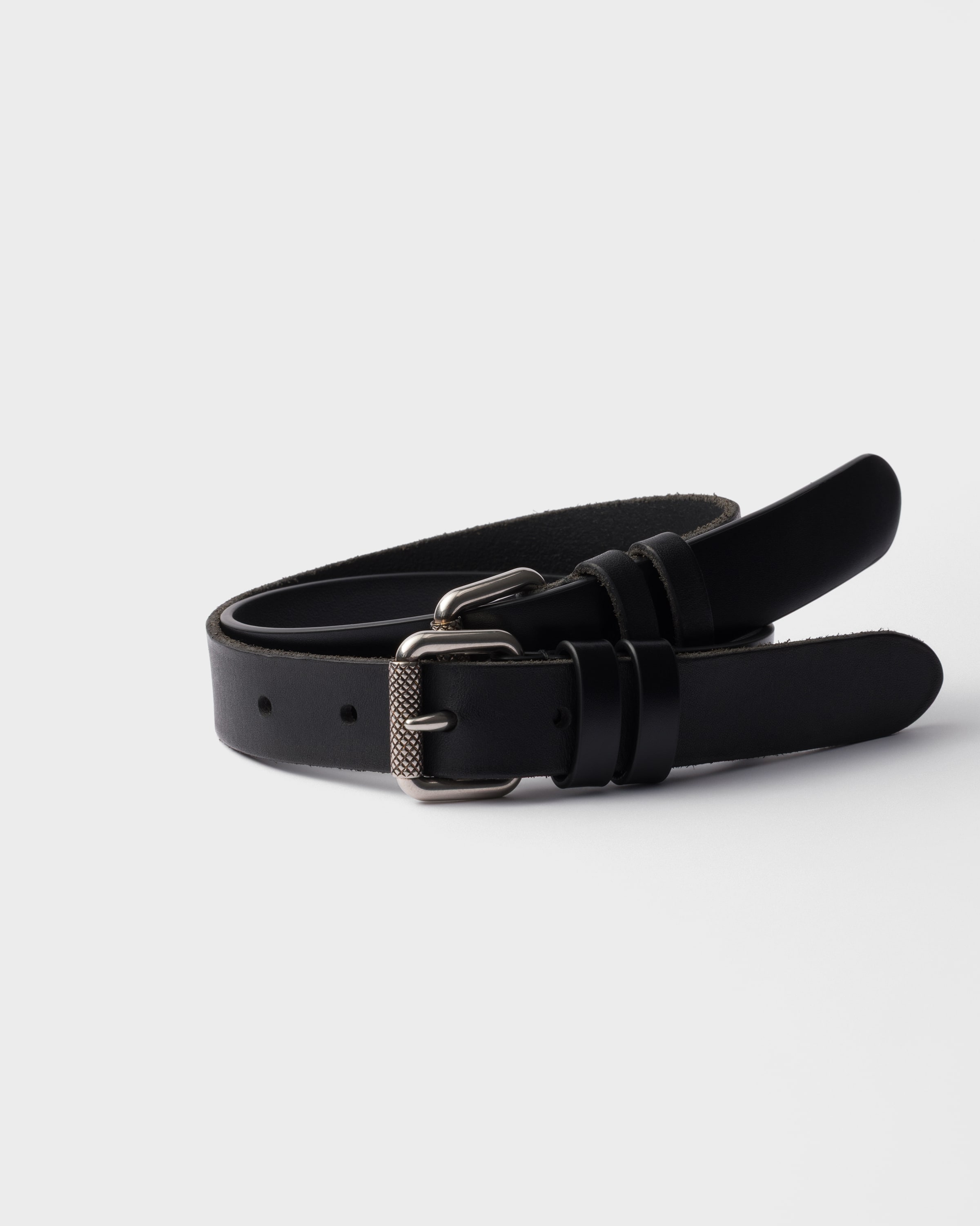 Кожаный ремень Prada, черный
Кожаный ремень Prada, черный