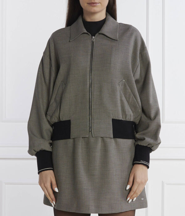 Куртка-бомбер женская Tommy Hilfiger в мелкую клетку, серый
Куртка-бомбер женская Tommy Hilfiger в мелкую клетку, серый