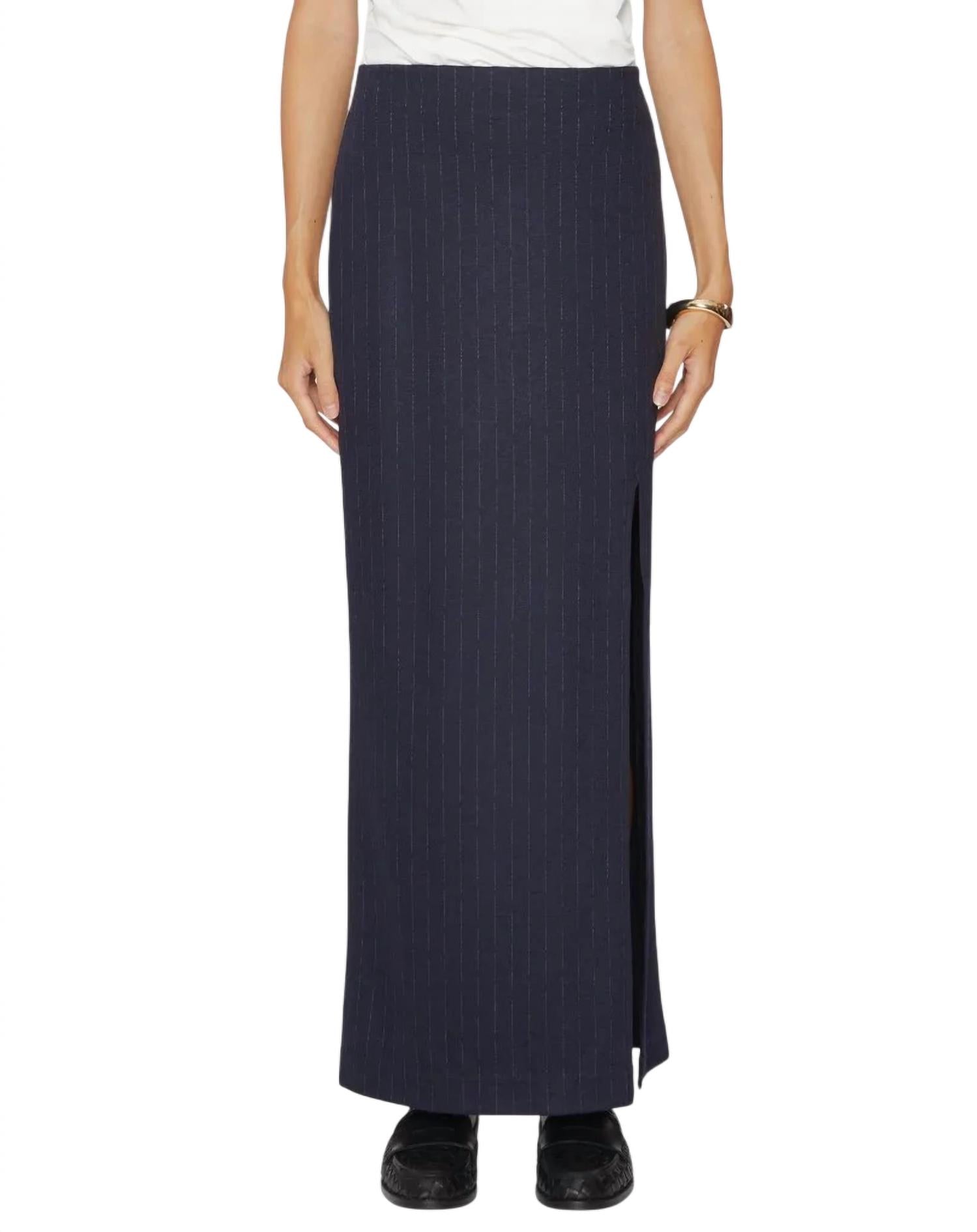 Юбка-карандаш Newton Stripe темно-синего цвета Tibi
Юбка-карандаш Newton Stripe темно-синего цвета Tibi