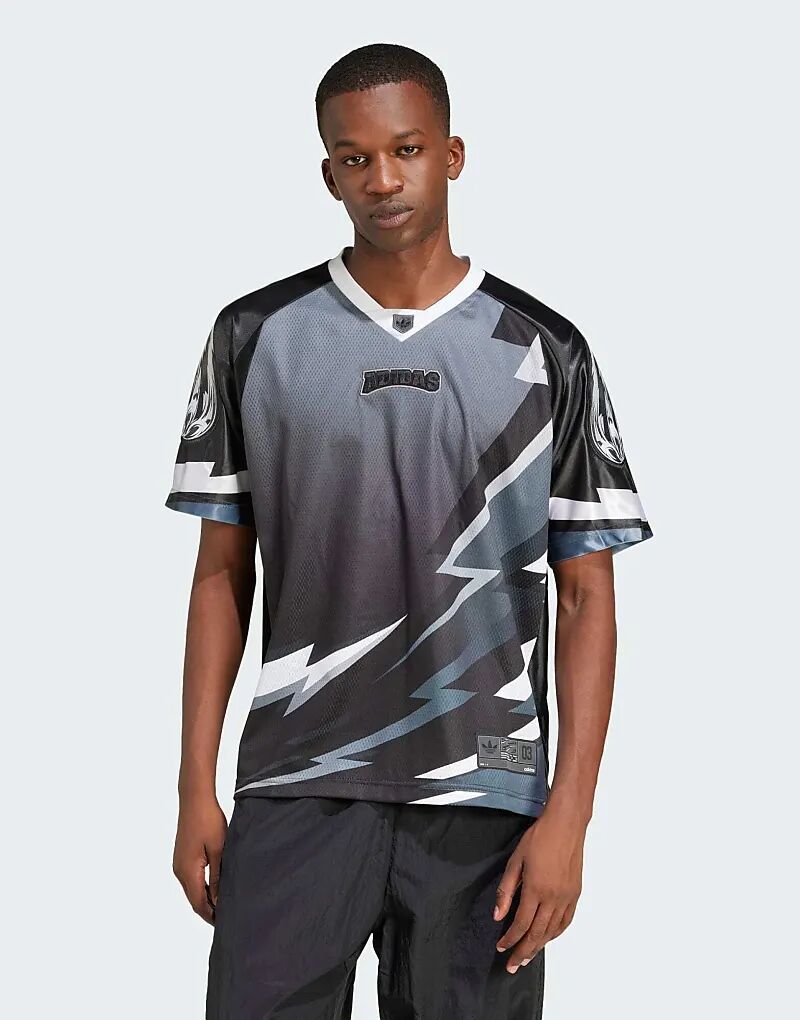 Футболка команды Adilenium 3 сезона черного цвета adidas Originals
Футболка команды Adilenium 3 сезона черного цвета adidas Originals