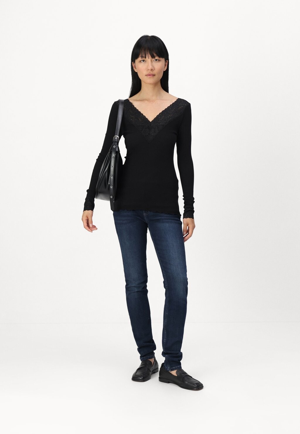 Топ с длинными рукавами BERNADINE Rosemunde, черный 
Топ с длинными рукавами BERNADINE Rosemunde, черный