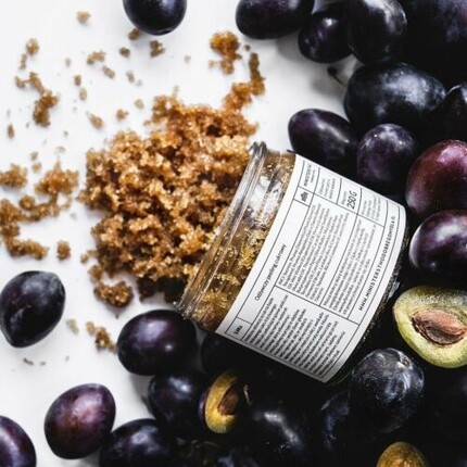 Питательный сахарный скраб для тела с ароматом сливы, натуральный отшелушивающий 300 г Ministerstwo
Питательный сахарный скраб для тела с ароматом сливы, натуральный отшелушивающий 300 г Ministerstwo