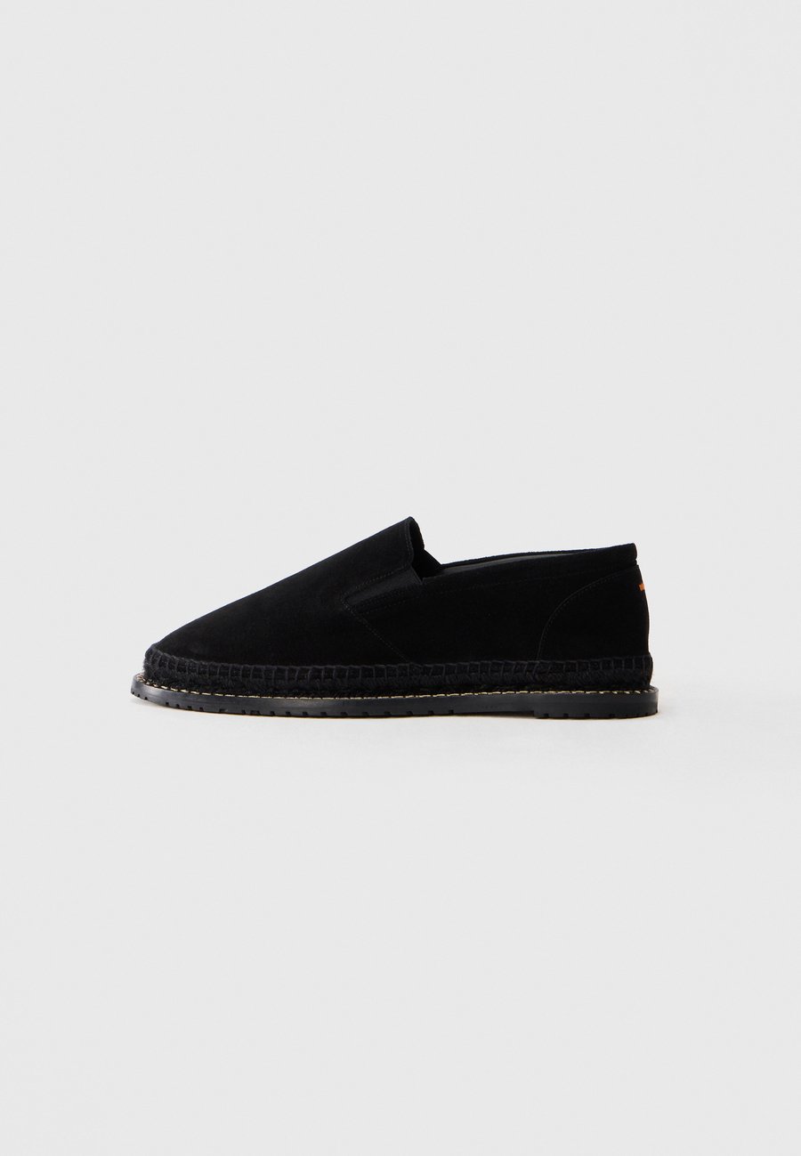 Лоферы Castañer FABIO, Black
Лоферы Castañer FABIO, Black