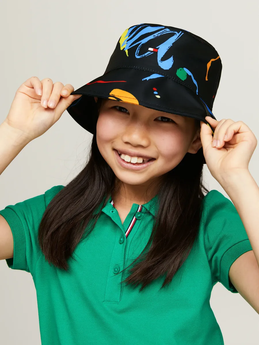 Солнцезащитная шляпа Tommy Hilfiger "SMALL FLAG AOP BUCKET HAT", для детей до 16 лет, синий
Солнцезащитная шляпа Tommy Hilfiger "SMALL FLAG AOP BUCKET HAT", для детей до 16 лет, синий