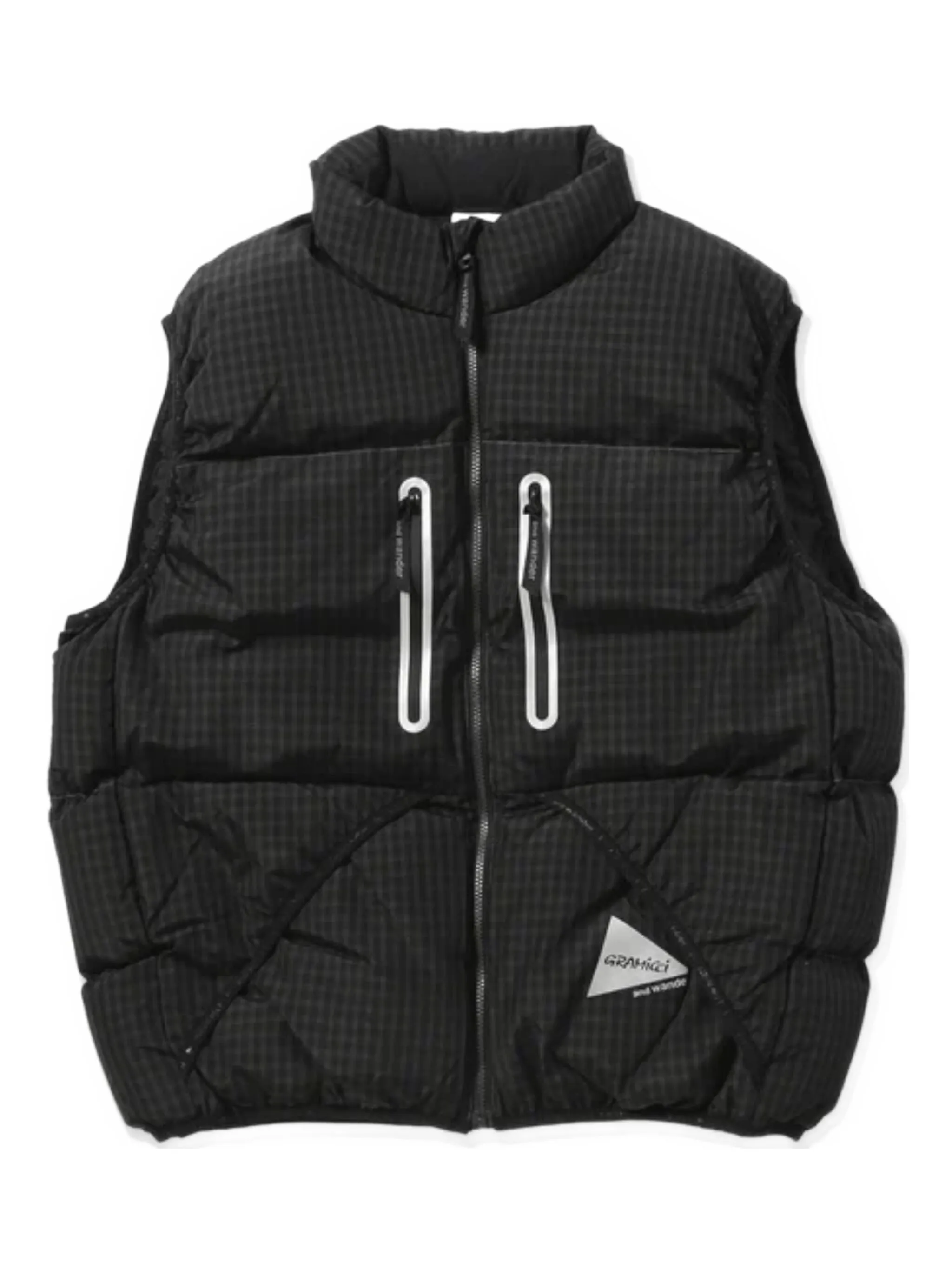 Дутый жилет в клетку гингем And Wander, серый
Дутый жилет в клетку гингем And Wander, серый