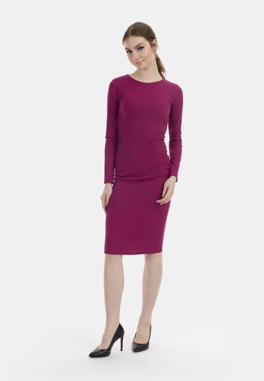Платье myMo at night MIDI, Fuchsia/Mottled Pink
Платье myMo at night MIDI, Fuchsia/Mottled Pink
