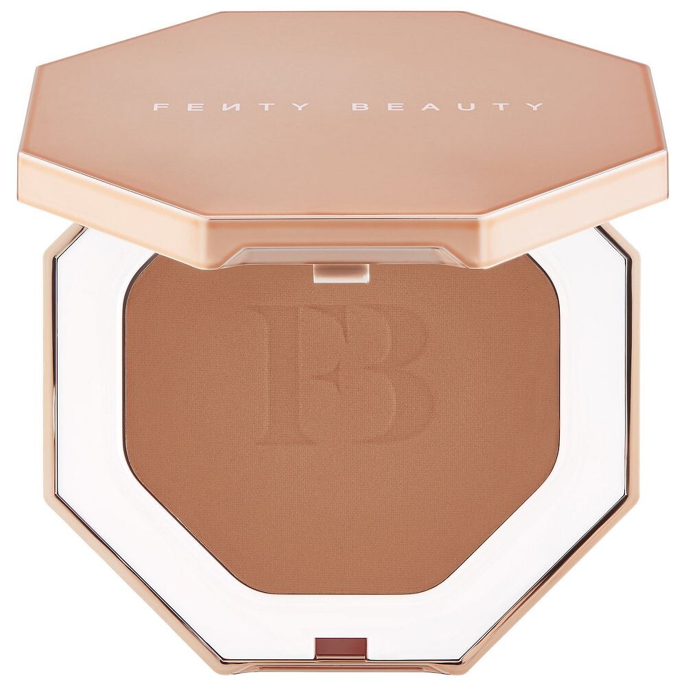 FENTY BEAUTY by Rihanna Sun Stalk'r Мгновенный теплый бронзатор, цвет Private Island
FENTY BEAUTY by Rihanna Sun Stalk'r Мгновенный теплый бронзатор, цвет Private Island