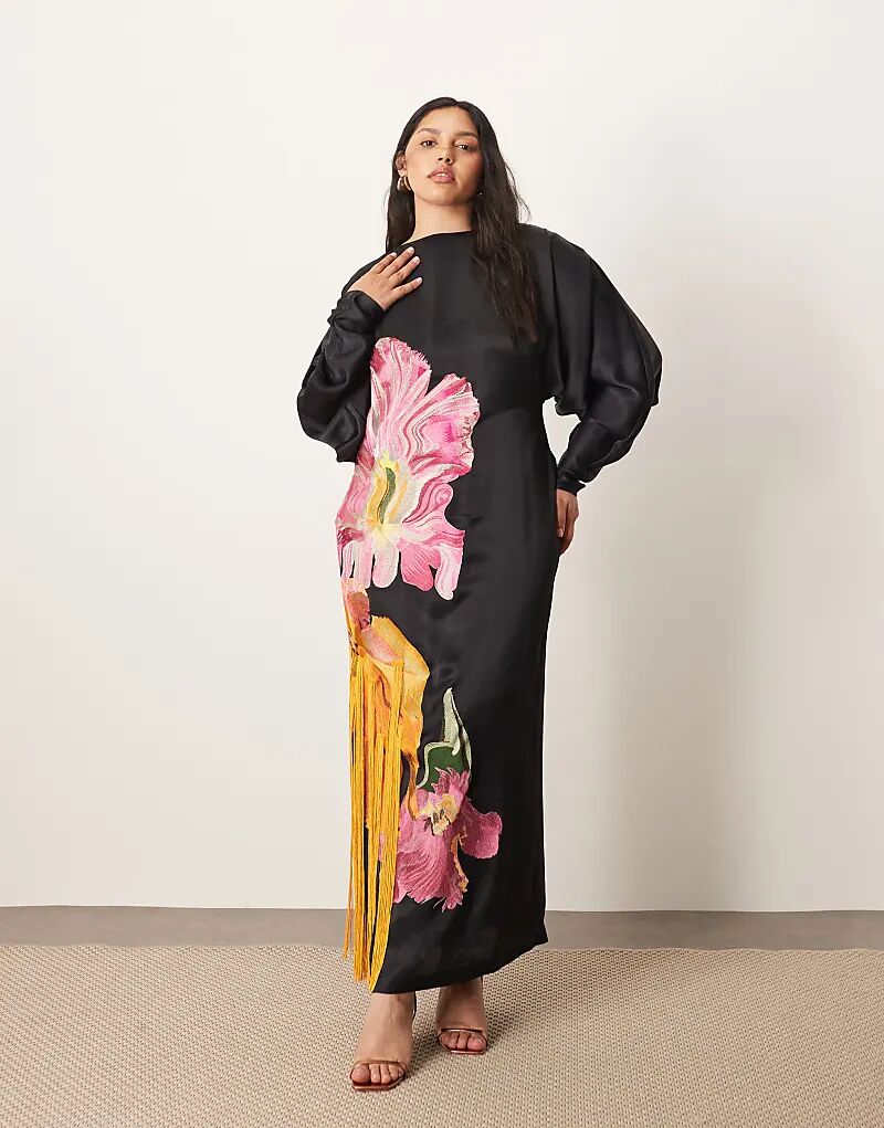 Платье макси ARRANGE Curve с открытой спиной и широкими плечами, вышитое цветочным узором, черного цвета
Платье макси ARRANGE Curve с открытой спиной и широкими плечами, вышитое цветочным узором, черного цвета