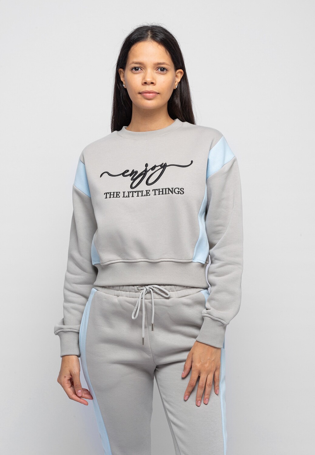 Спортивный костюм тома бэррона со стильной вышивкой Tom_Barron, серый
Спортивный костюм тома бэррона со стильной вышивкой Tom_Barron, серый