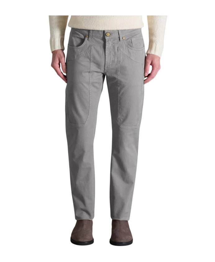 Брюки из смесовой хлопковой ткани с застежкой на молнию и пуговицу, а также карманами. Jeckerson, серый
Брюки из смесовой хлопковой ткани с застежкой на молнию и пуговицу, а также карманами. Jeckerson, серый