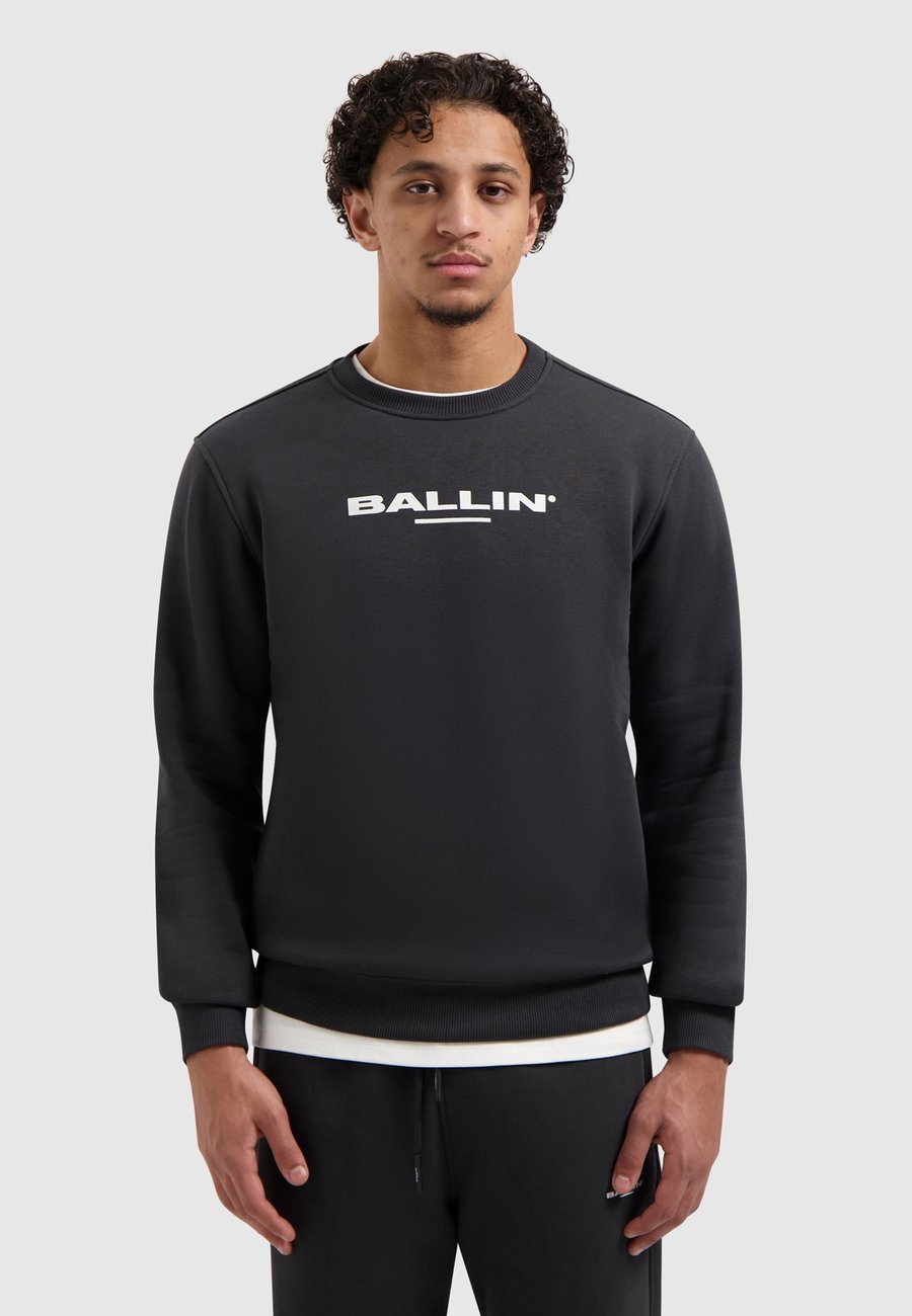 Толстовка Ballin REGULAR FIT CREWNECK , Antra/Dark Grey
Толстовка Ballin REGULAR FIT CREWNECK , Antra/Dark Grey