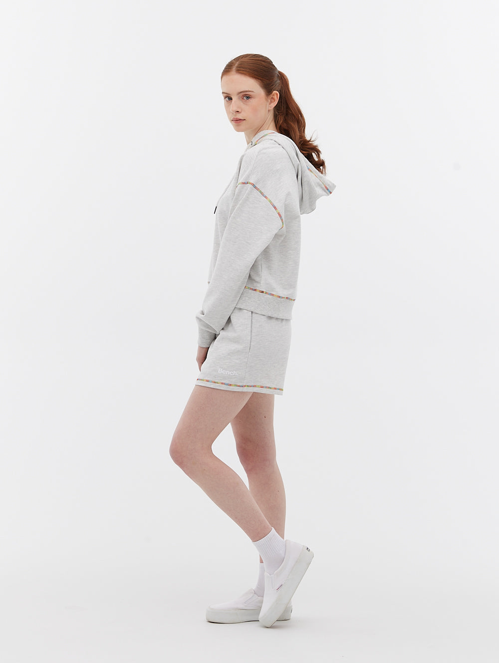 Шорты из французского трикотажа с разноцветной строчкой Bench., цвет light heather grey
Шорты из французского трикотажа с разноцветной строчкой Bench., цвет light heather grey