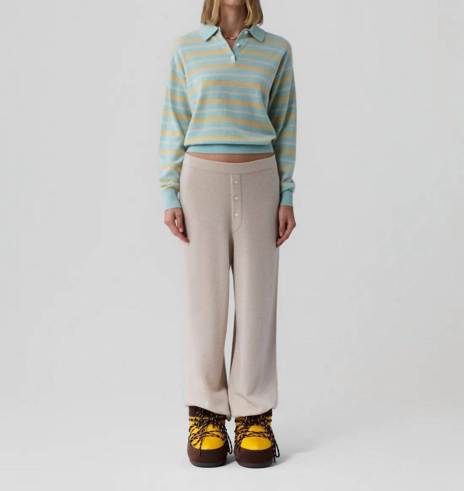 Guest In Residence Прямые брюки Everywear песочного цвета
Guest In Residence Прямые брюки Everywear песочного цвета