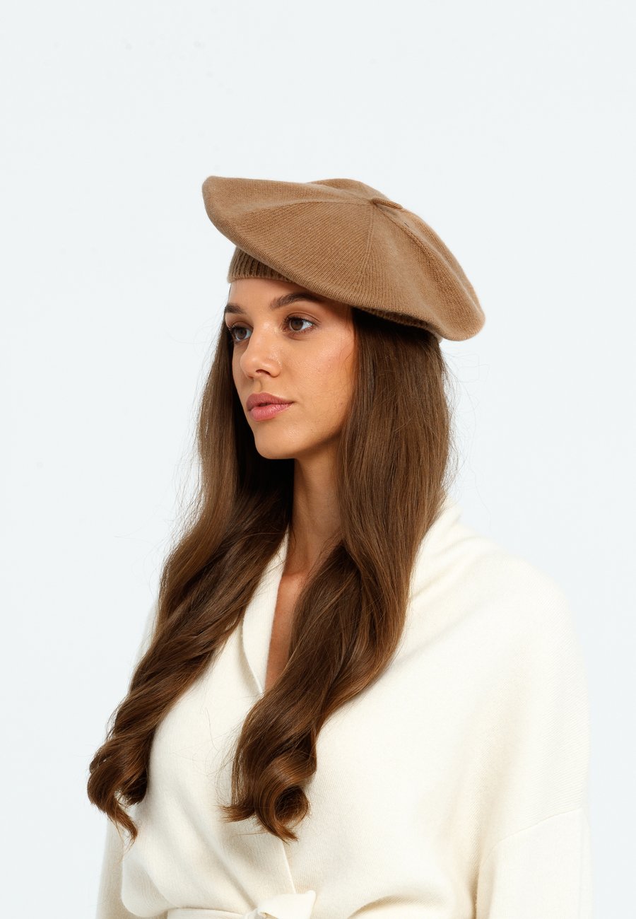 Шапка Bickley+Mitchell BERET , Camel
Шапка Bickley+Mitchell BERET , Camel