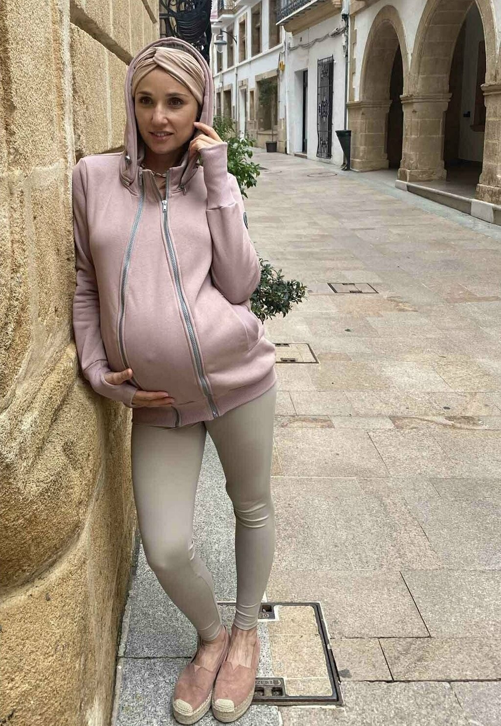 Толстовка на молнии POLA 5 IN 1 FRONT BACK BABYCARRY fun2beMum, розовый
Толстовка на молнии POLA 5 IN 1 FRONT BACK BABYCARRY fun2beMum, розовый