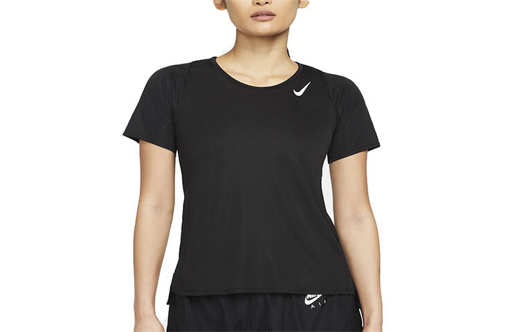 Женская футболка Nike, цвет Black 
Женская футболка Nike, цвет Black