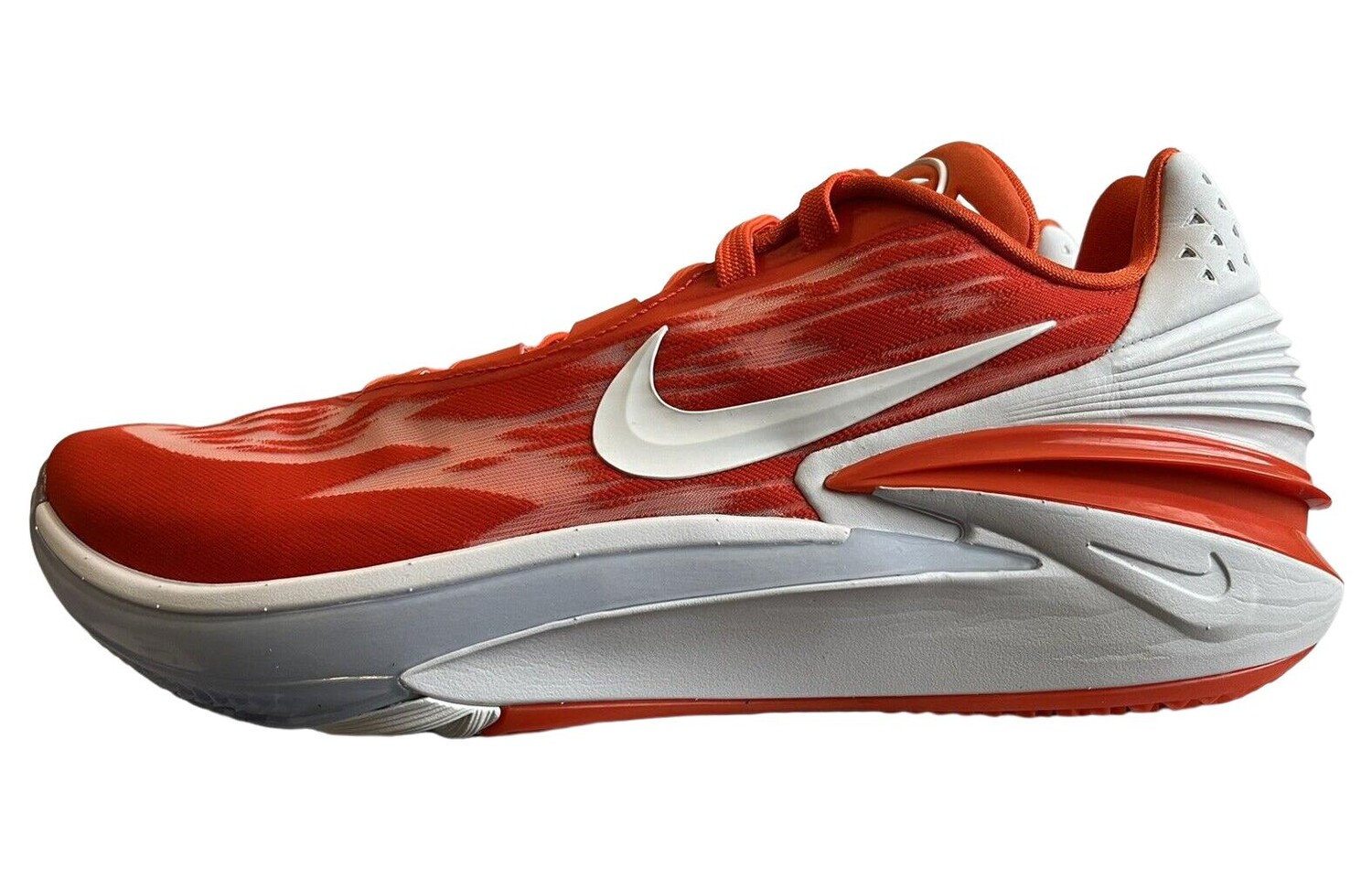 Мужские баскетбольные кроссовки Nike Air Zoom GT Cut 2
Мужские баскетбольные кроссовки Nike Air Zoom GT Cut 2