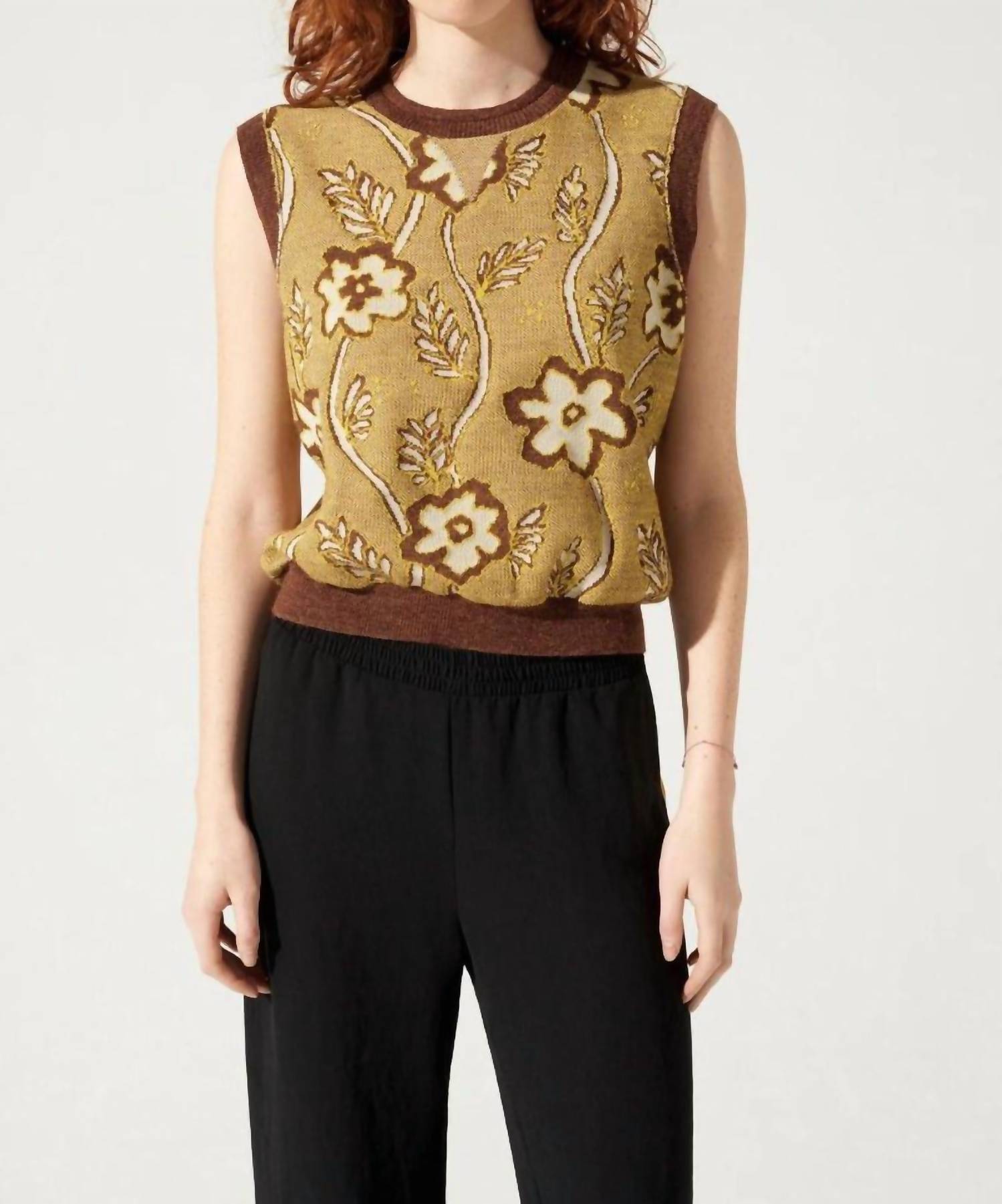 Свитер-жилет в тосте Cotelac, цвет toast
Свитер-жилет в тосте Cotelac, цвет toast