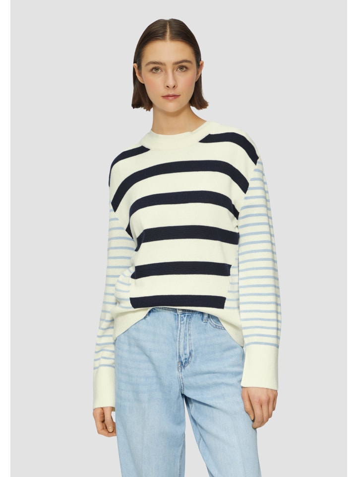 Вязаный свитер s.Oliver, цвет blau-creme
Вязаный свитер s.Oliver, цвет blau-creme