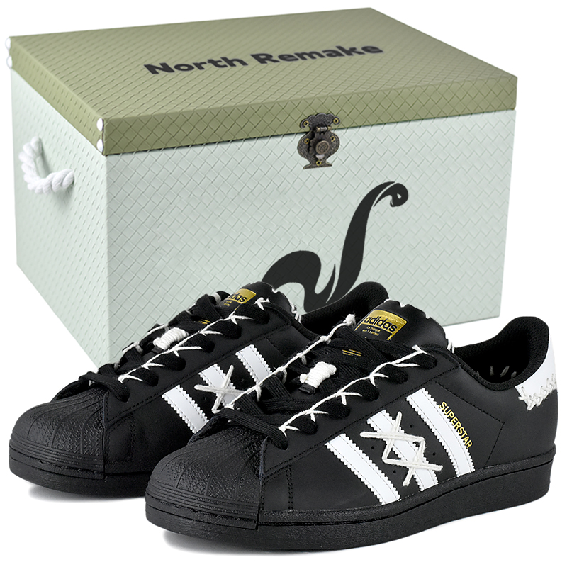 Adidas Originals Кроссовки Unisex SUPERSTAR Low Top Skateboard черно-белые - Черная дыра Запретная зона - Подарочная коробка премиум-класса 2
Adidas Originals Кроссовки Unisex SUPERSTAR Low Top Skateboard черно-белые - Черная дыра Запретная зона - Подарочная коробка премиум-класса 2