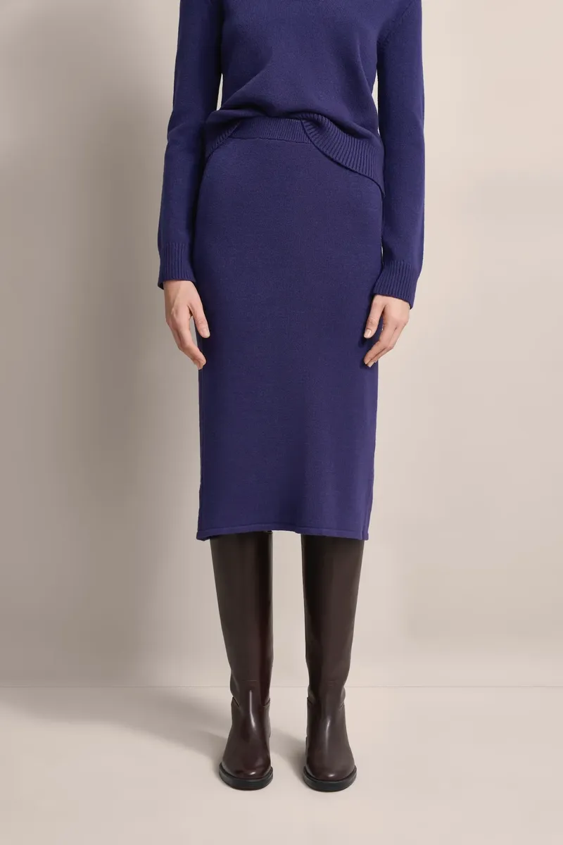 Трикотажная юбка bugatti из эластичной вискозы, цвет морской волны
Трикотажная юбка bugatti из эластичной вискозы, цвет морской волны