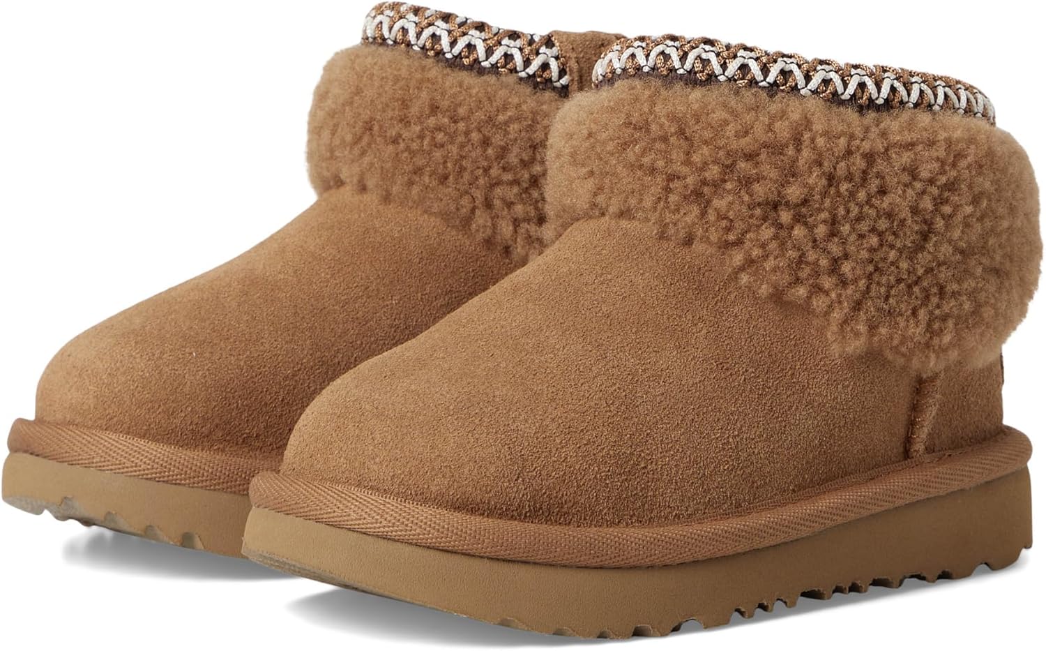 UGG unisex-child T Classic Ultra Mini Maxi Curly, Chestnut
UGG unisex-child T Classic Ultra Mini Maxi Curly, Chestnut