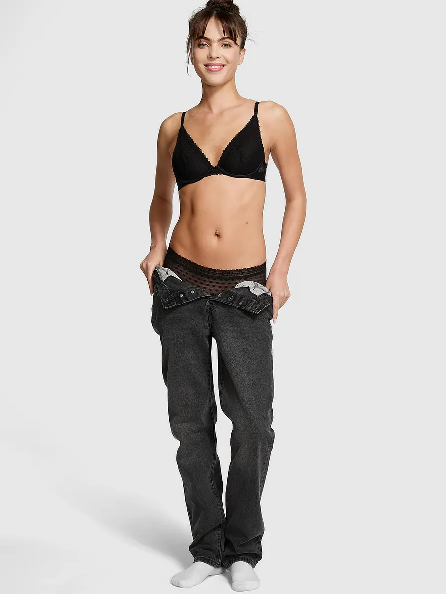 WINK Бюстгальтер с глубоким вырезом без подкладки Pink, черный
WINK Бюстгальтер с глубоким вырезом без подкладки Pink, черный