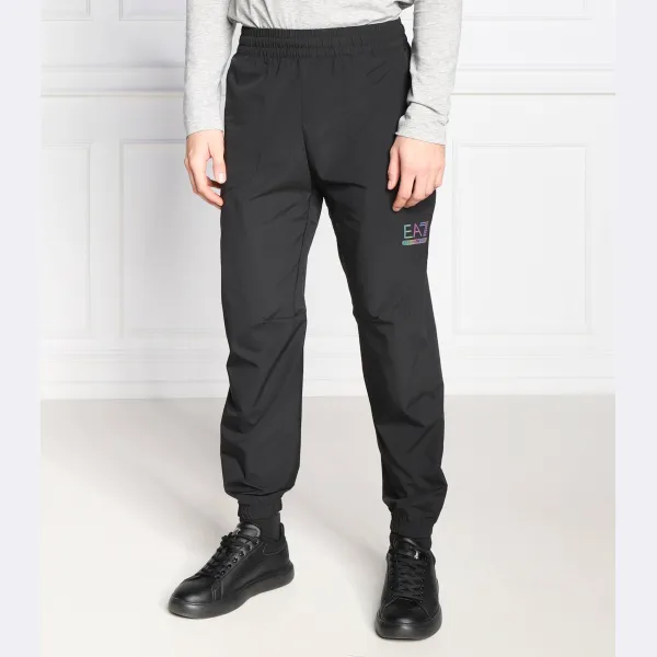 Спортивные брюки стандартного кроя Ea7, черный
Спортивные брюки стандартного кроя Ea7, черный