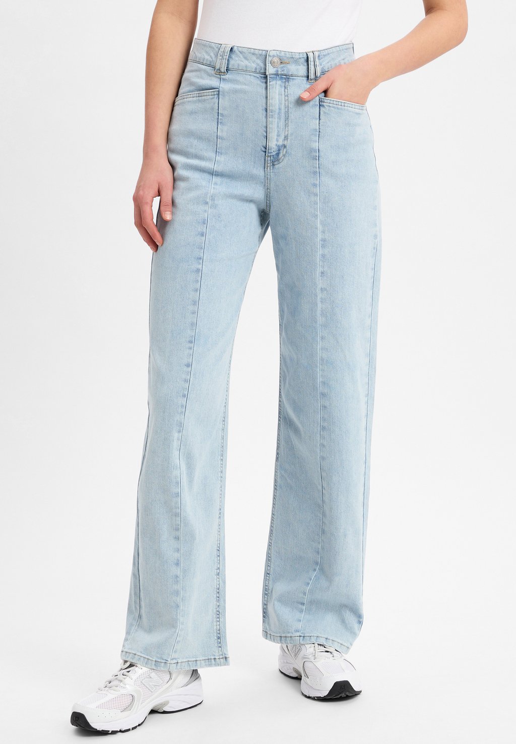 Джинсы прямого кроя Marie Lund, цвет Bleached
Джинсы прямого кроя Marie Lund, цвет Bleached