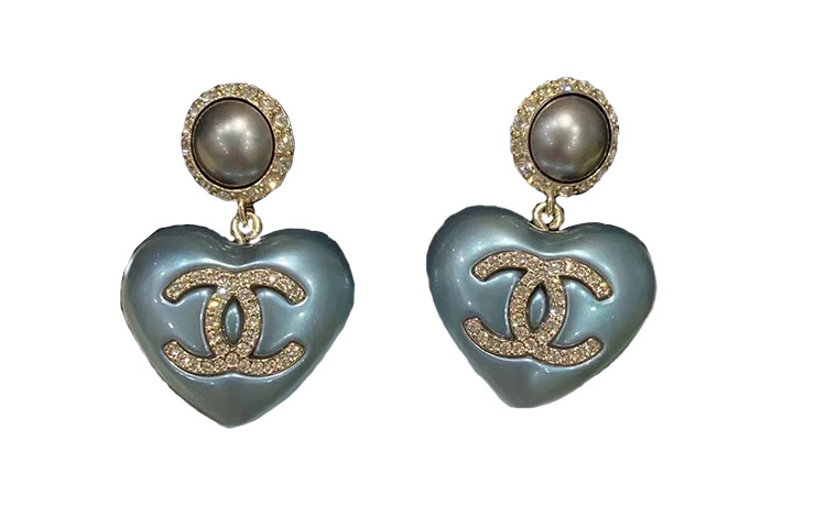 CHANEL Серьги Women's Ice Blue
CHANEL Серьги Women's Ice Blue