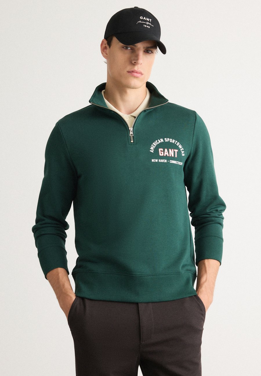 Толстовка GANT PRINTED GRAPHIC HALF ZIP, Tartan Green/Dark Green
Толстовка GANT PRINTED GRAPHIC HALF ZIP, Tartan Green/Dark Green